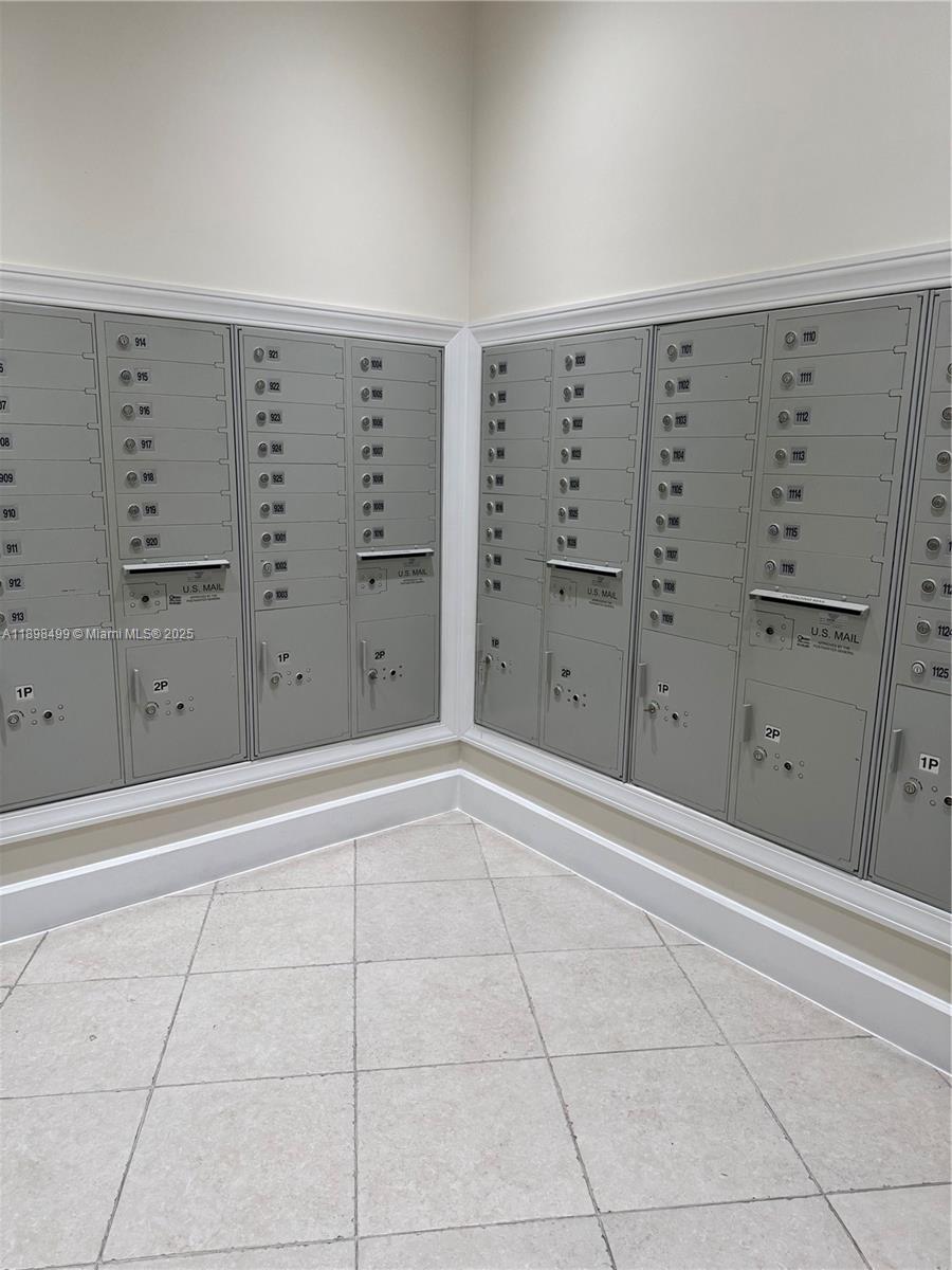 RADIUS CONDOminium - Residential