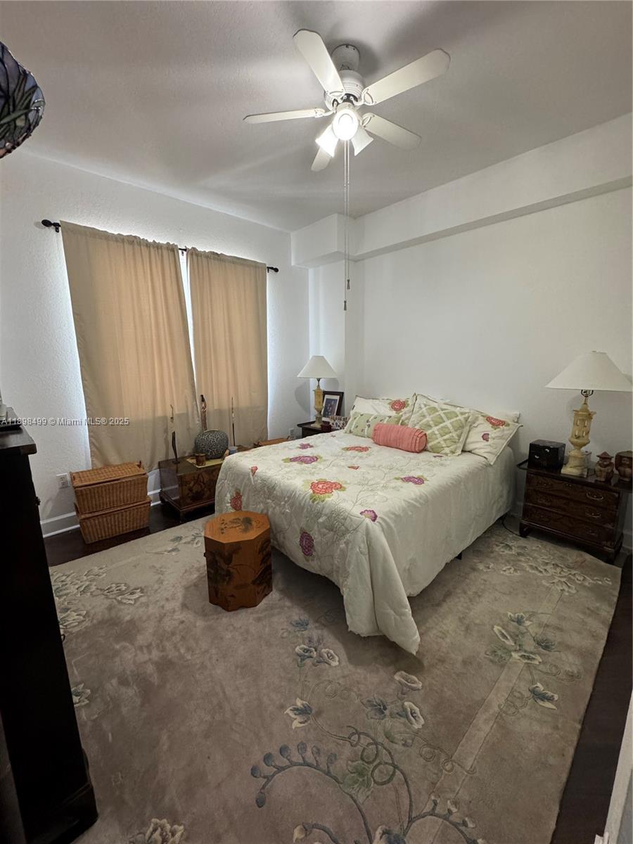 RADIUS CONDOminium - Residential