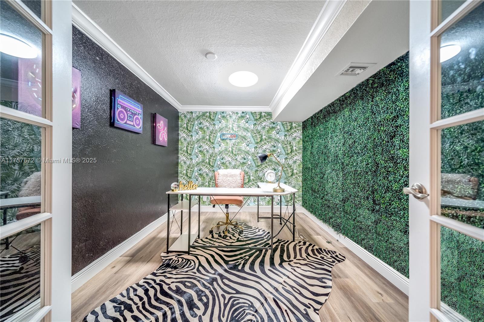 OAKLAND PARK 2ND ADD-RESU - Residential