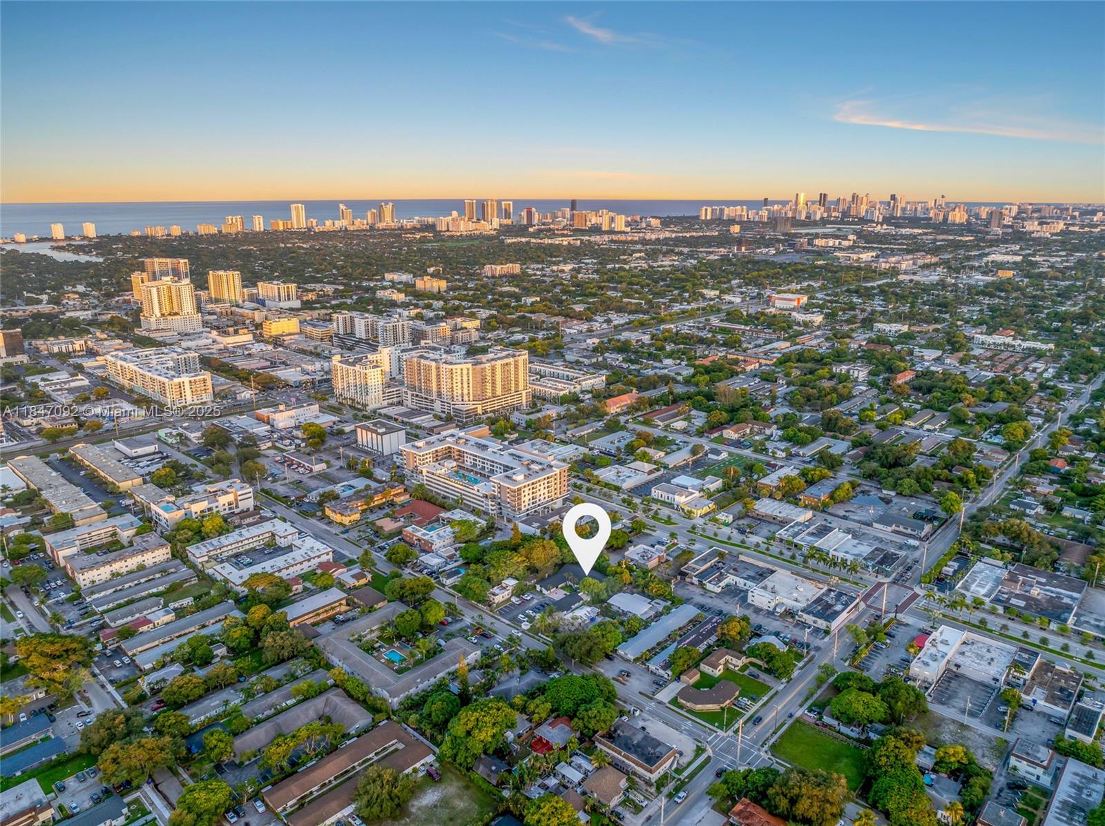 HOLLYWOOD LITTLE RANCHES - Residential Income