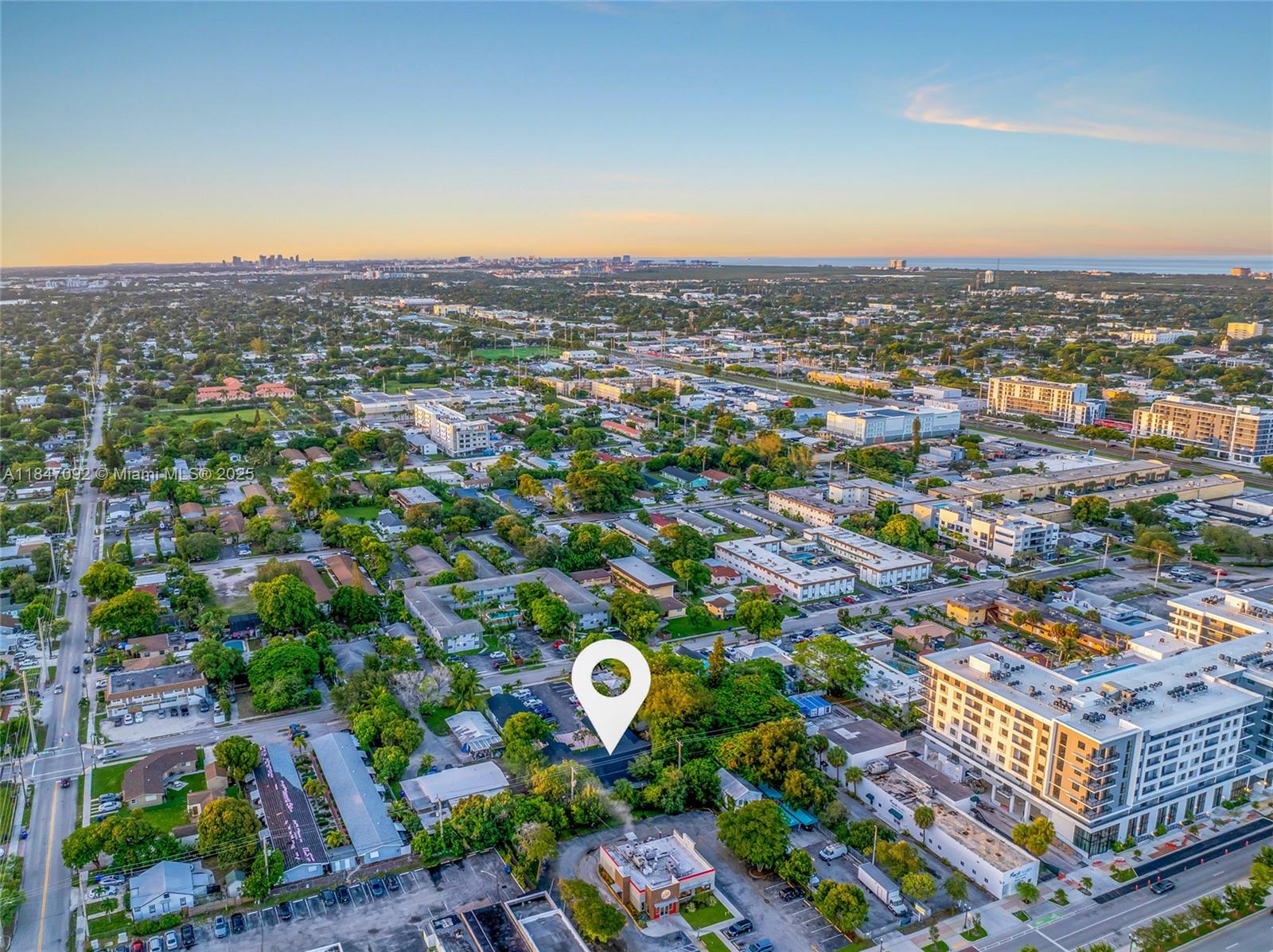 HOLLYWOOD LITTLE RANCHES - Residential Income