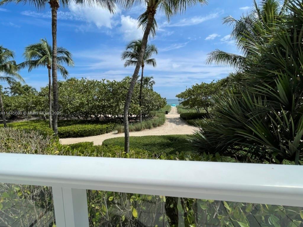 THE PLAZA OF BAL HARBOUR - Residential Lease