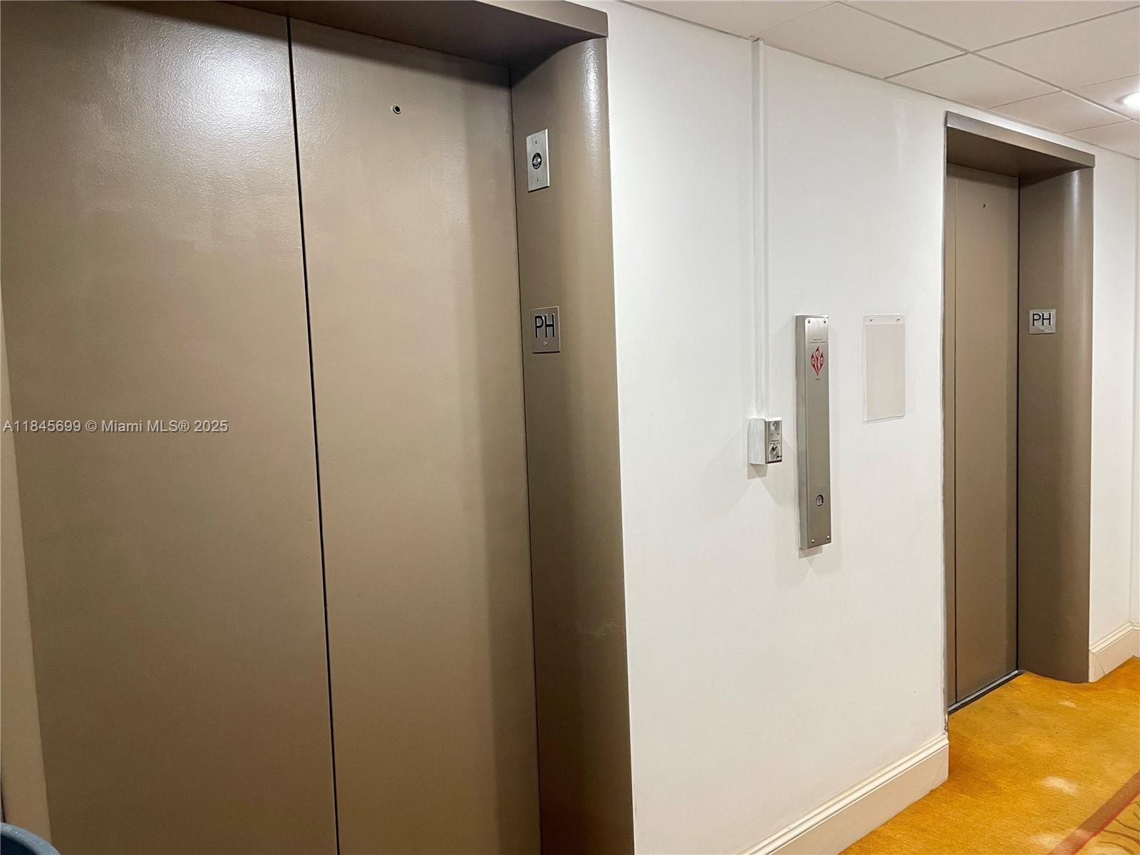 THE PLAZA OF BAL HARBOUR - Residential Lease