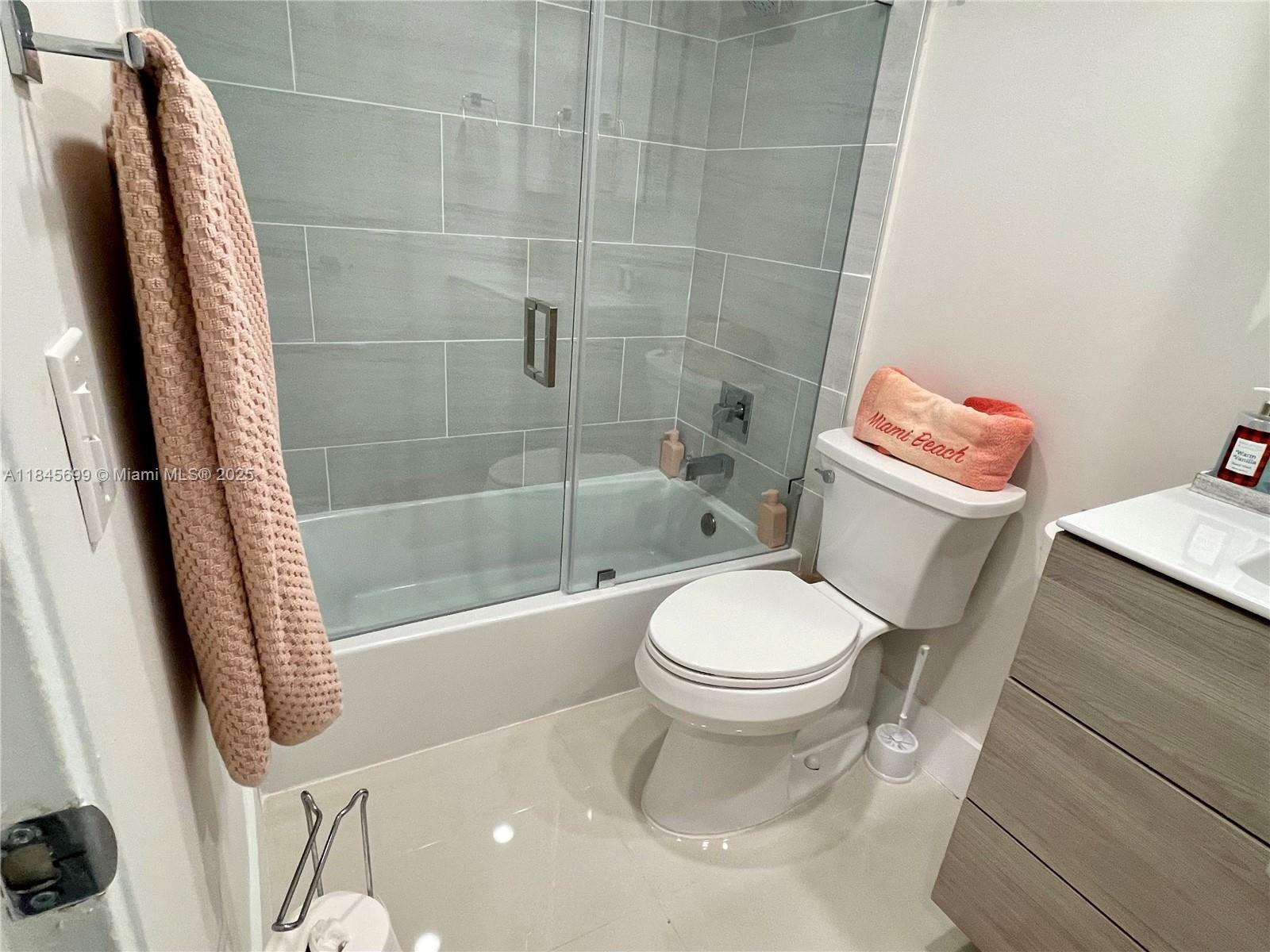 THE PLAZA OF BAL HARBOUR - Residential Lease