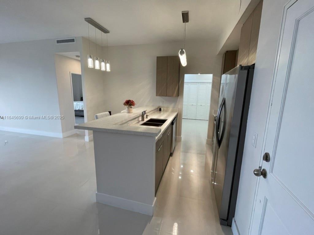 THE PLAZA OF BAL HARBOUR - Residential Lease