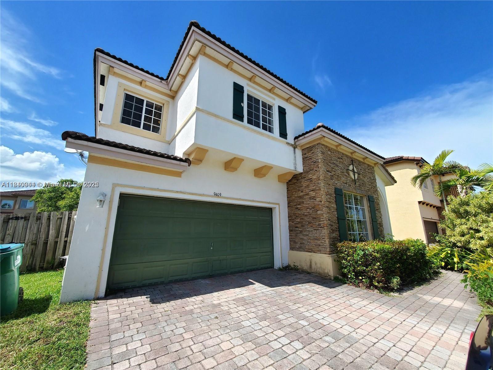 Beautiful home located in the desirable Enclave at Lake by the Bay. Bright and airy with a spacious kitchen and an oversized backyard perfect for relaxing or entertaining. Washer and dryer included. Enjoy access to resort-style amenities including a swimming pool, Jacuzzi, clubhouse, kids’ playroom, fitness center, and dog parks. Conveniently situated just minutes from Black Point Marina, the Florida Turnpike, shopping, dining, and more. Be sure to check out the full YouTube video tour!