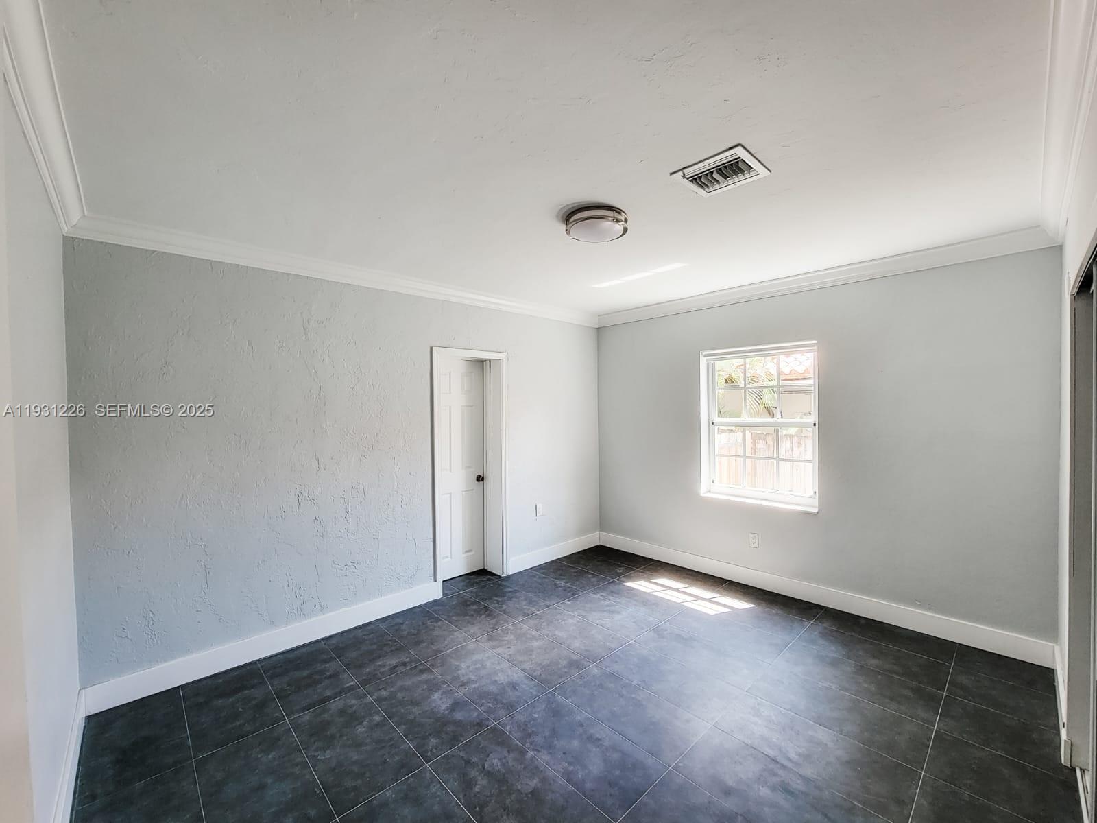 EAST SHENANDOAH - Residential