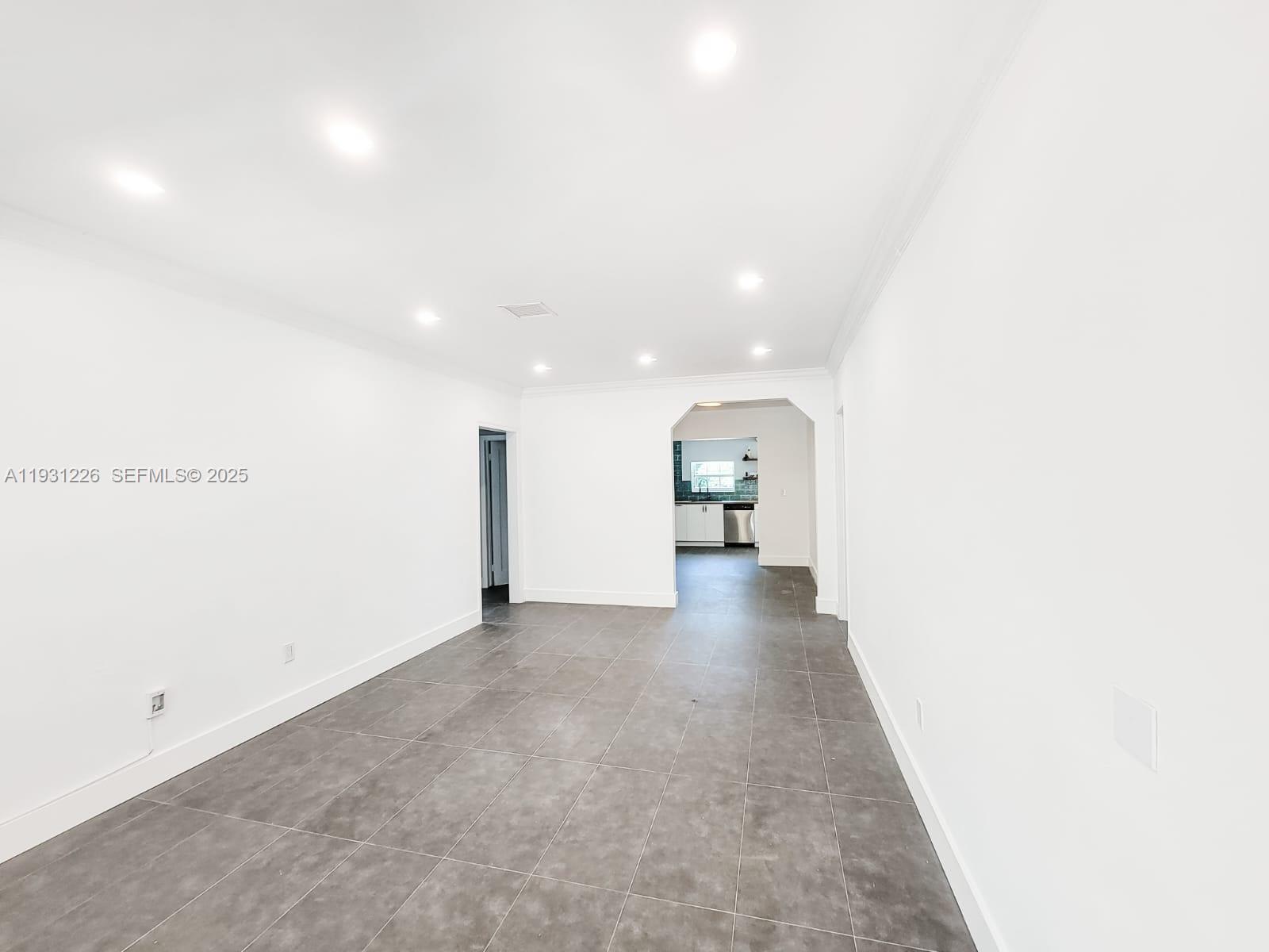 EAST SHENANDOAH - Residential