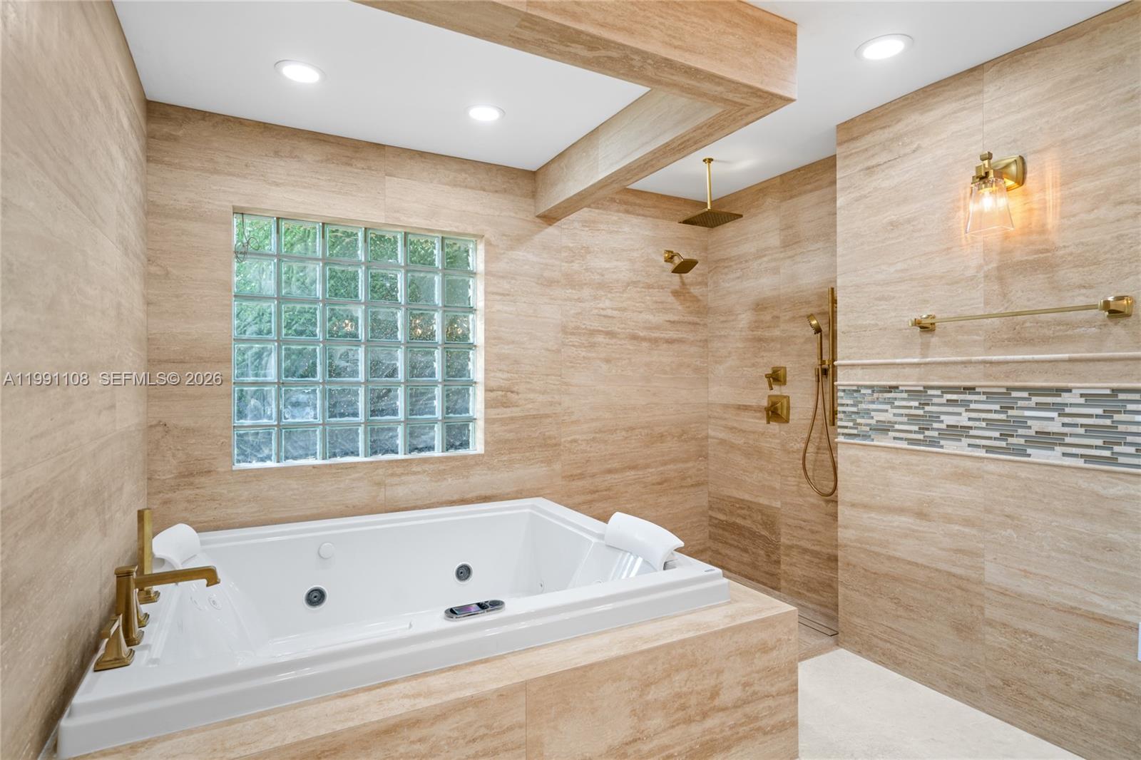 MANGOWOOD - Residential