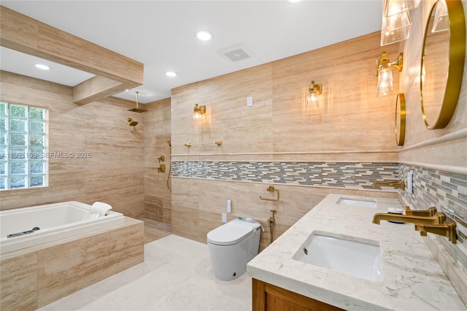 MANGOWOOD - Residential