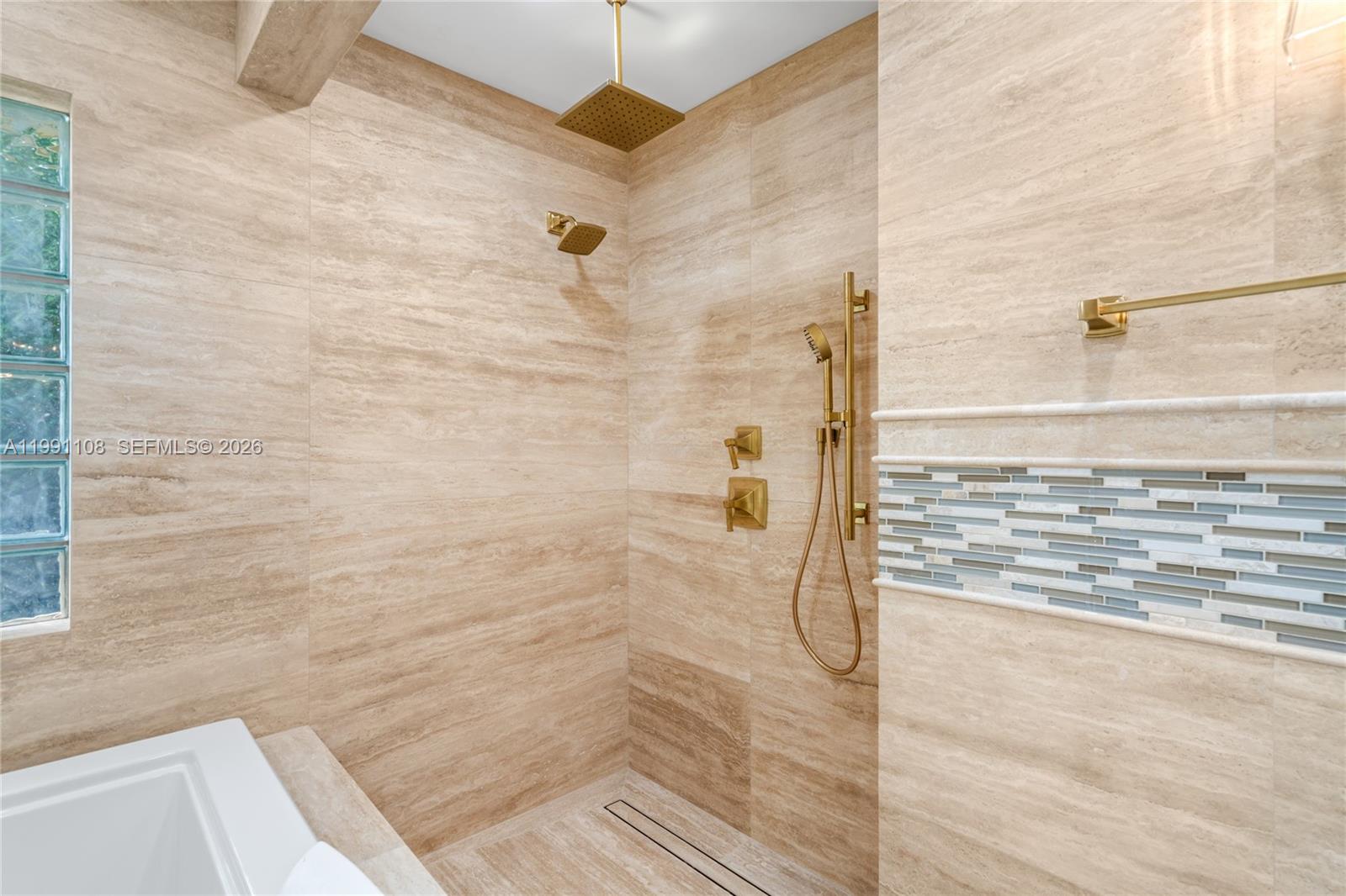 MANGOWOOD - Residential