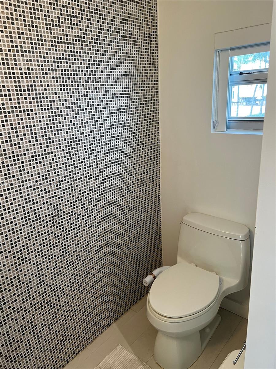 PARK VILLAS CONDO - Residential Lease