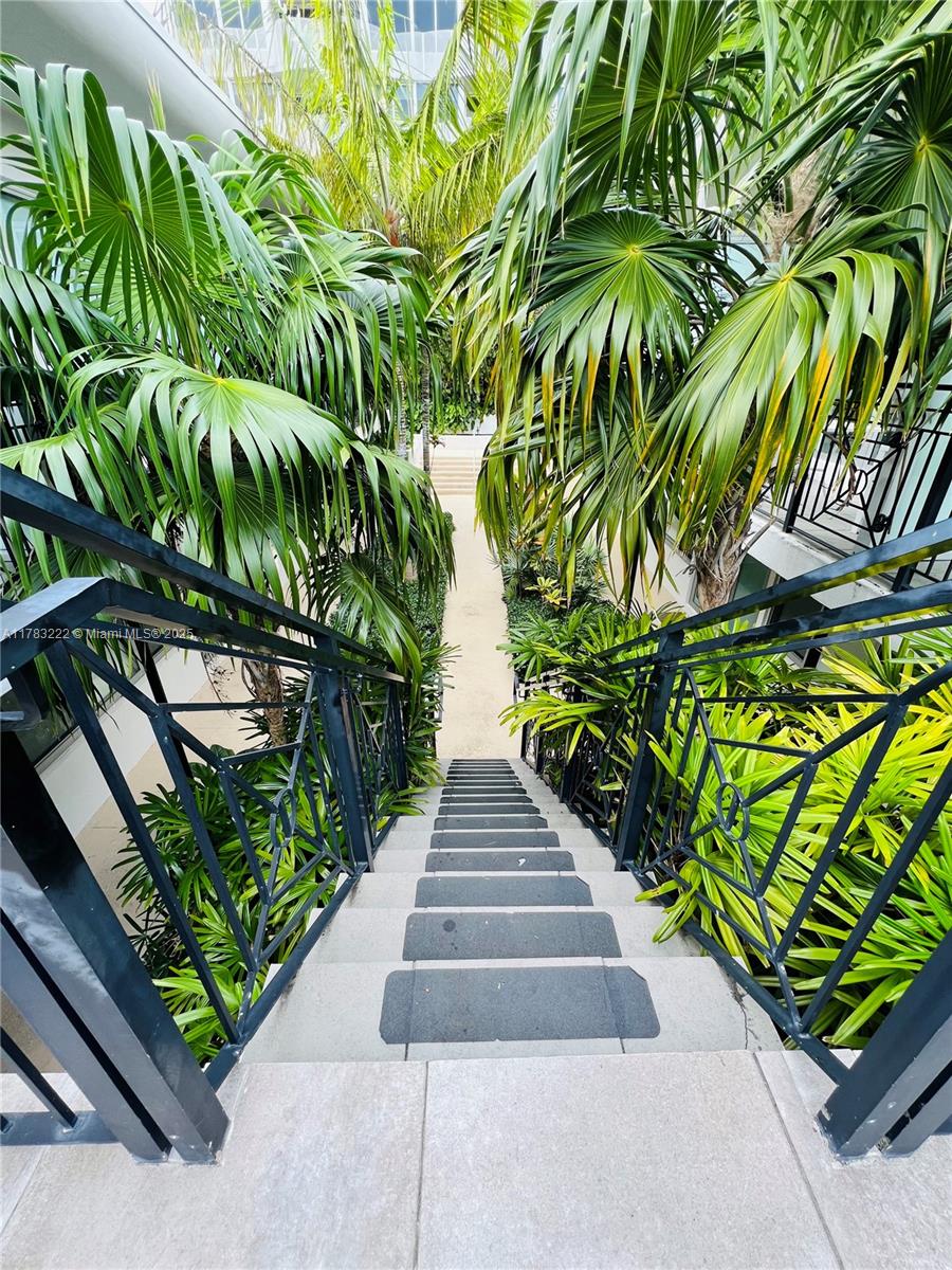 PARK VILLAS CONDO - Residential Lease