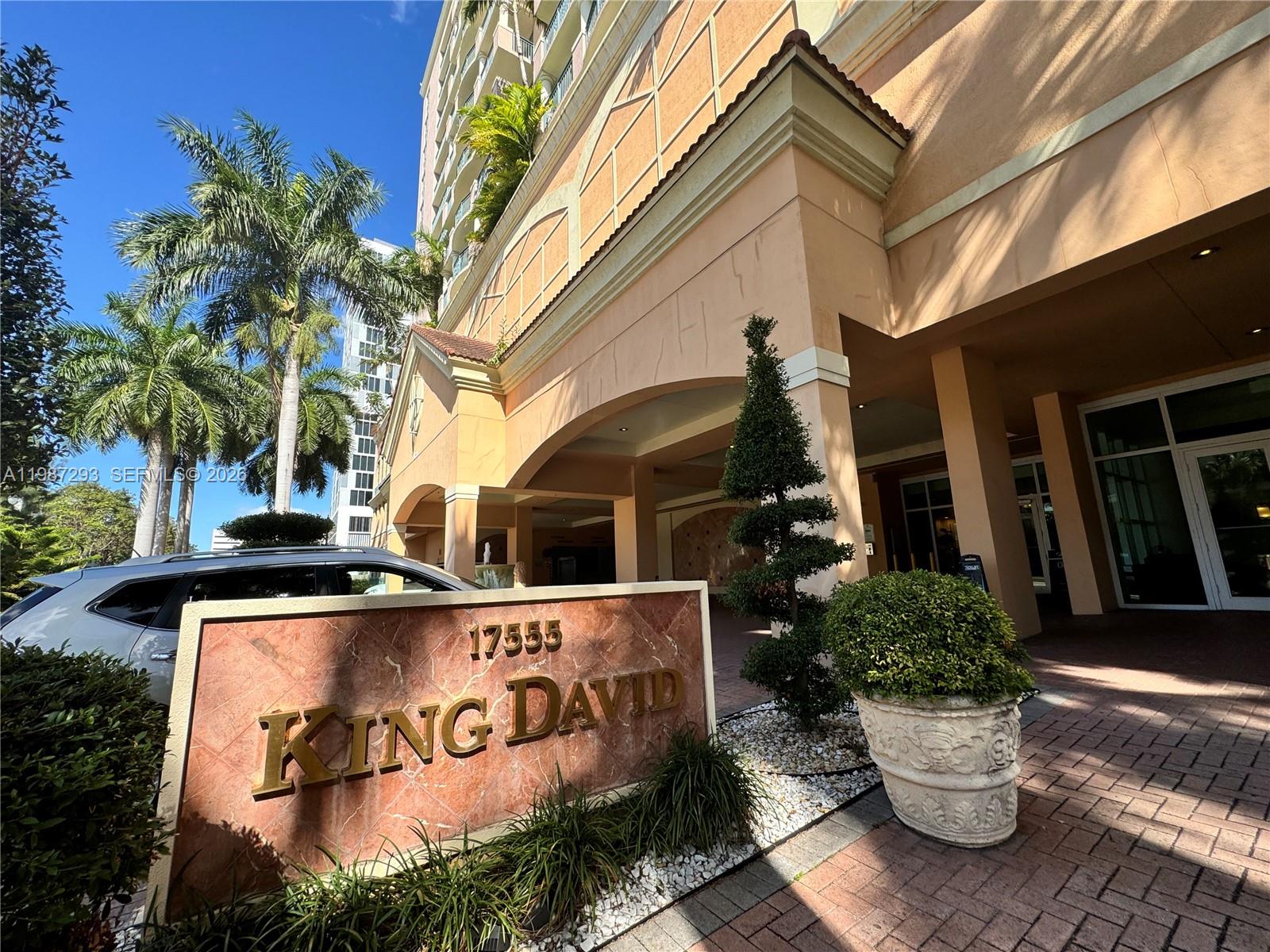 17555 Atlantic Blvd 1205