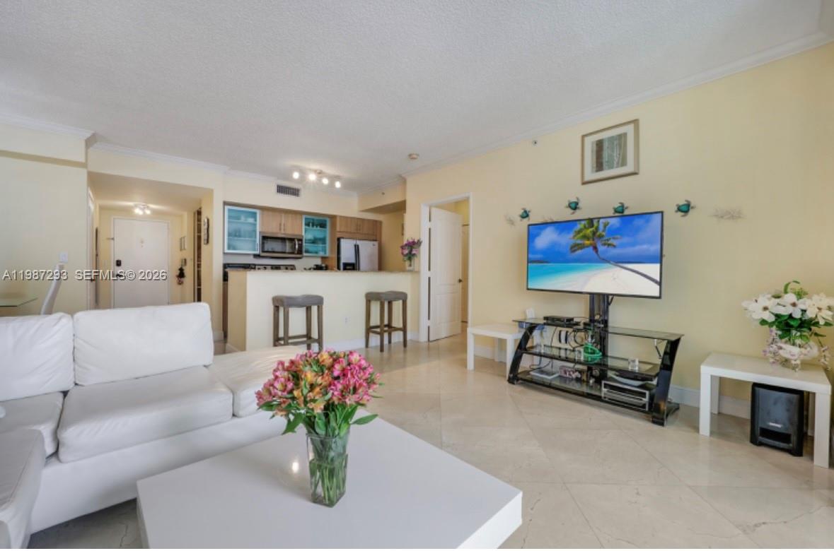 KING DAVID OF SUNNY ISLES - Residential Lease