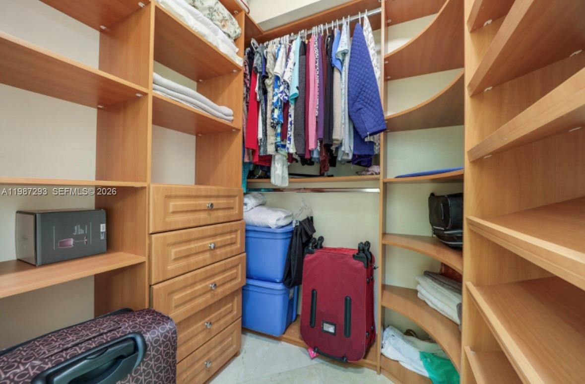 KING DAVID OF SUNNY ISLES - Residential Lease