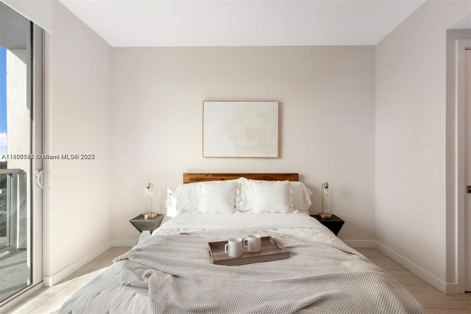 QUADRO CONDO - Residential