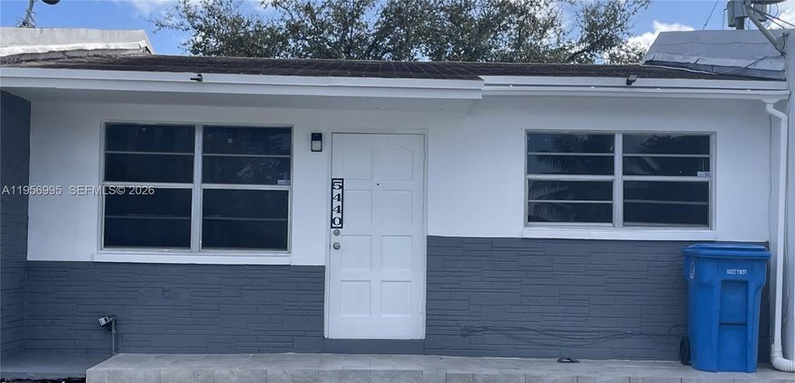 Location! Location! Spacious 2/1 bath with an extra room, W/D hookups, fenced backyard and tiled throughout. Conveniently located just minutes from shopping, dining, grocery stores, nearby parks, I-95 and the Turnpike; makes commuting simple. NO PETS, No HOA, Fast approval: Tenant responsible for all utilities, including water, sewer. lawn care and electric.