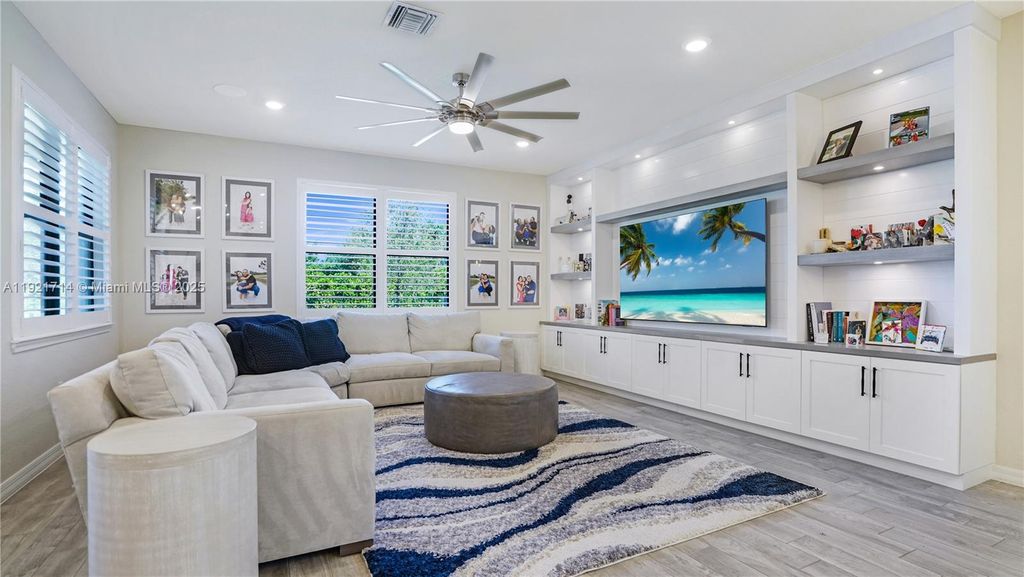 Photo of 8605 Patron Ln, Lake Worth, FL 33467 (MLS # A11921714)