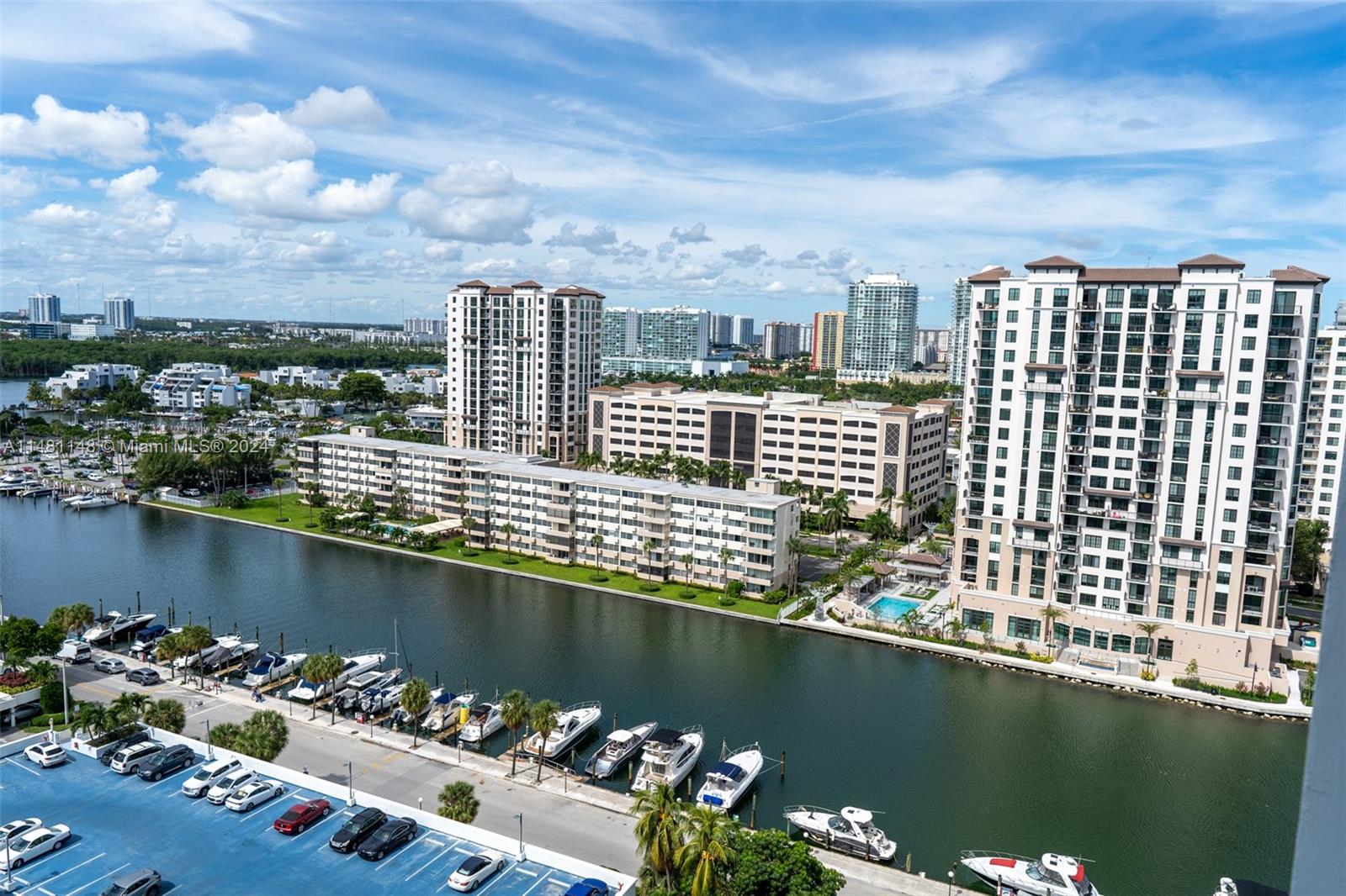 PRICED TO SELL!! Amazing remodeled 2-bedroom condo with en suite bathrooms and stunning views of the intracoastal. Experience the ultimate South Florida lifestyle in Sunny Isles Beach, a prestigious oceanfront community known for its pristine beaches, world-class dining, high-end shopping, and luxurious living. Enjoy the convenience of being just across the street from the beach, ideal for those looking for a serene retreat or active lifestyle. Arlen House has undergone several renovations, including the lobby, elevators, and pool area. Amenities also include a jacuzzi, sauna, tennis court, basketball court, and a gym. Don't miss the opportunity to live in one of the most sought-after locations!