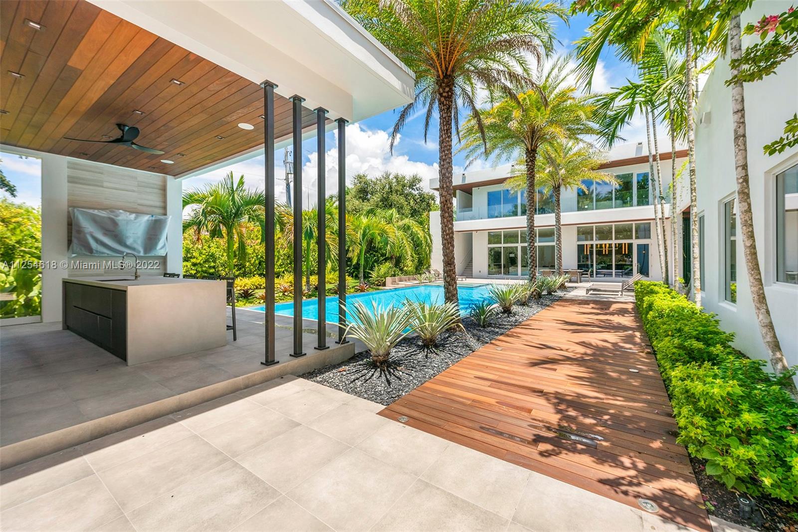 BAY RIDGE ESTS - Residential