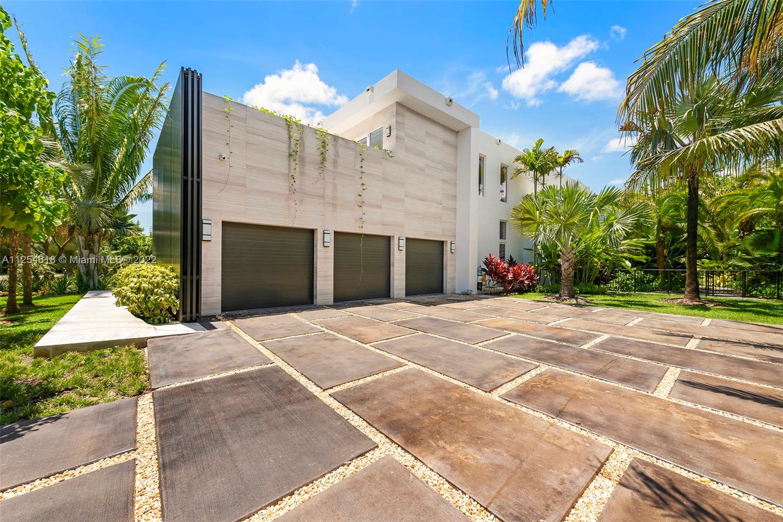 BAY RIDGE ESTS - Residential