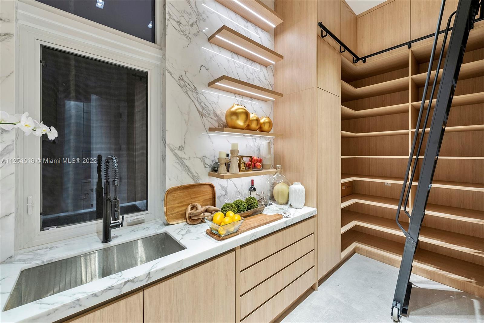 BAY RIDGE ESTS - Residential