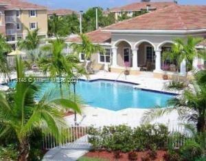 Totally renovated 2/2 condo in high end luxury amenities development with pool, gym, tennis, more ,pets ok for additional deposit,