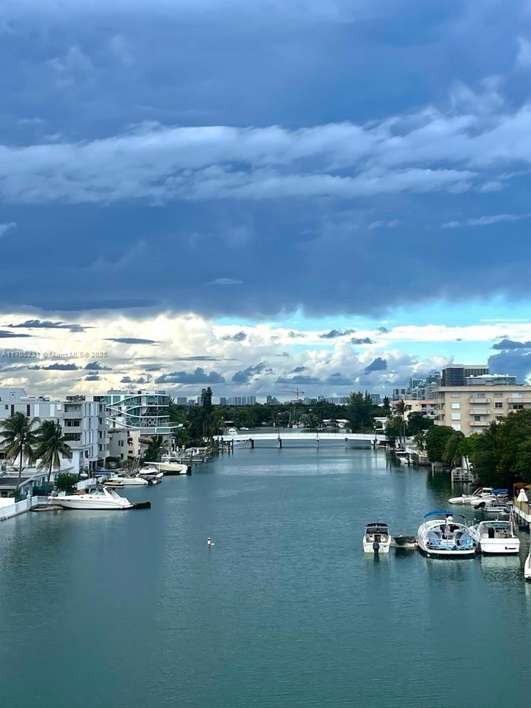 BYRON MARINA CONDO - Residential