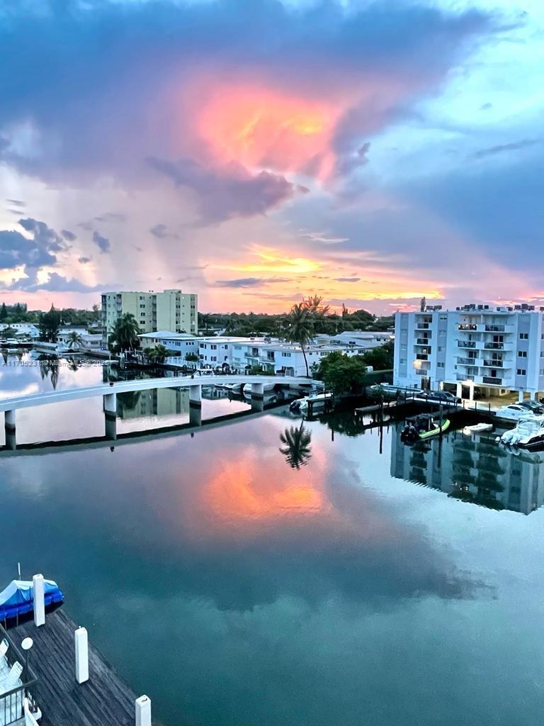 BYRON MARINA CONDO - Residential