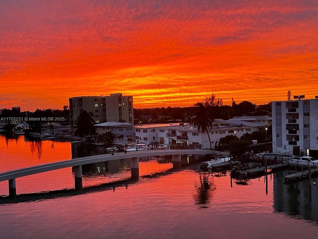 BYRON MARINA CONDO - Residential