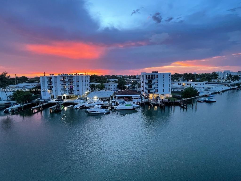 BYRON MARINA CONDO - Residential