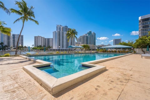 Photo of 1000 Parkview Dr #627, Hallandale Beach, FL 33009 (MLS # A12100566)