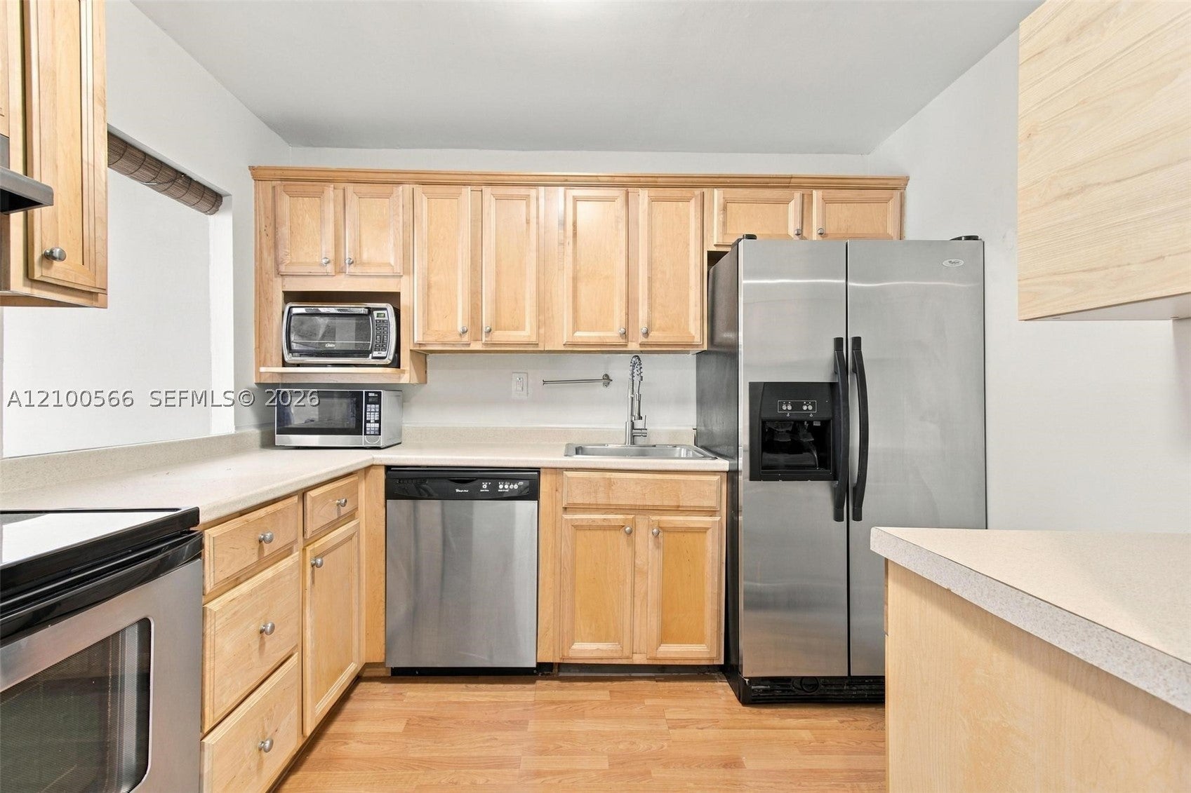 1000 Parkview Dr 627