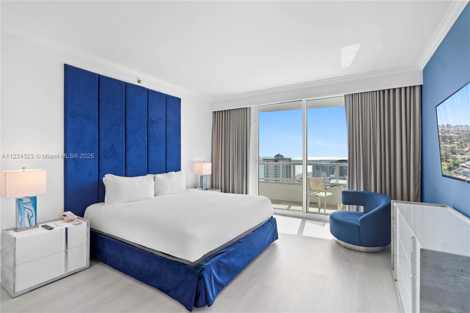 Fontainebleau II/Tresor - Residential