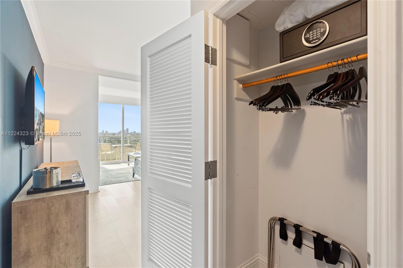 Fontainebleau II/Tresor - Residential