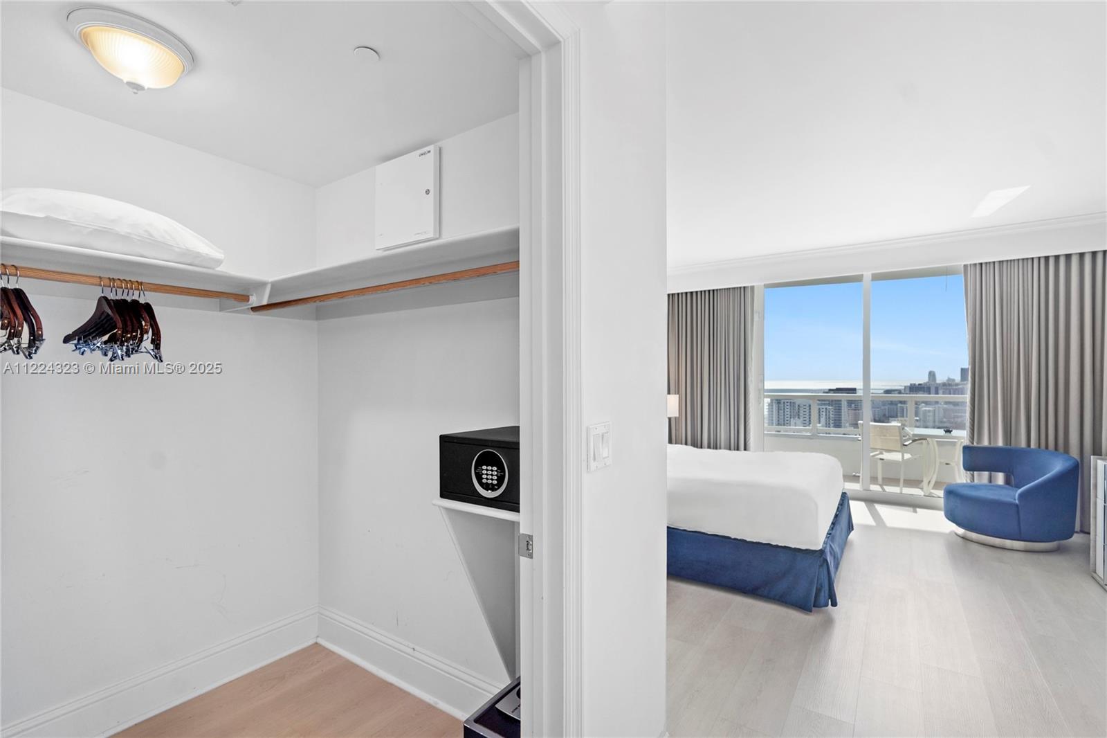 Fontainebleau II/Tresor - Residential