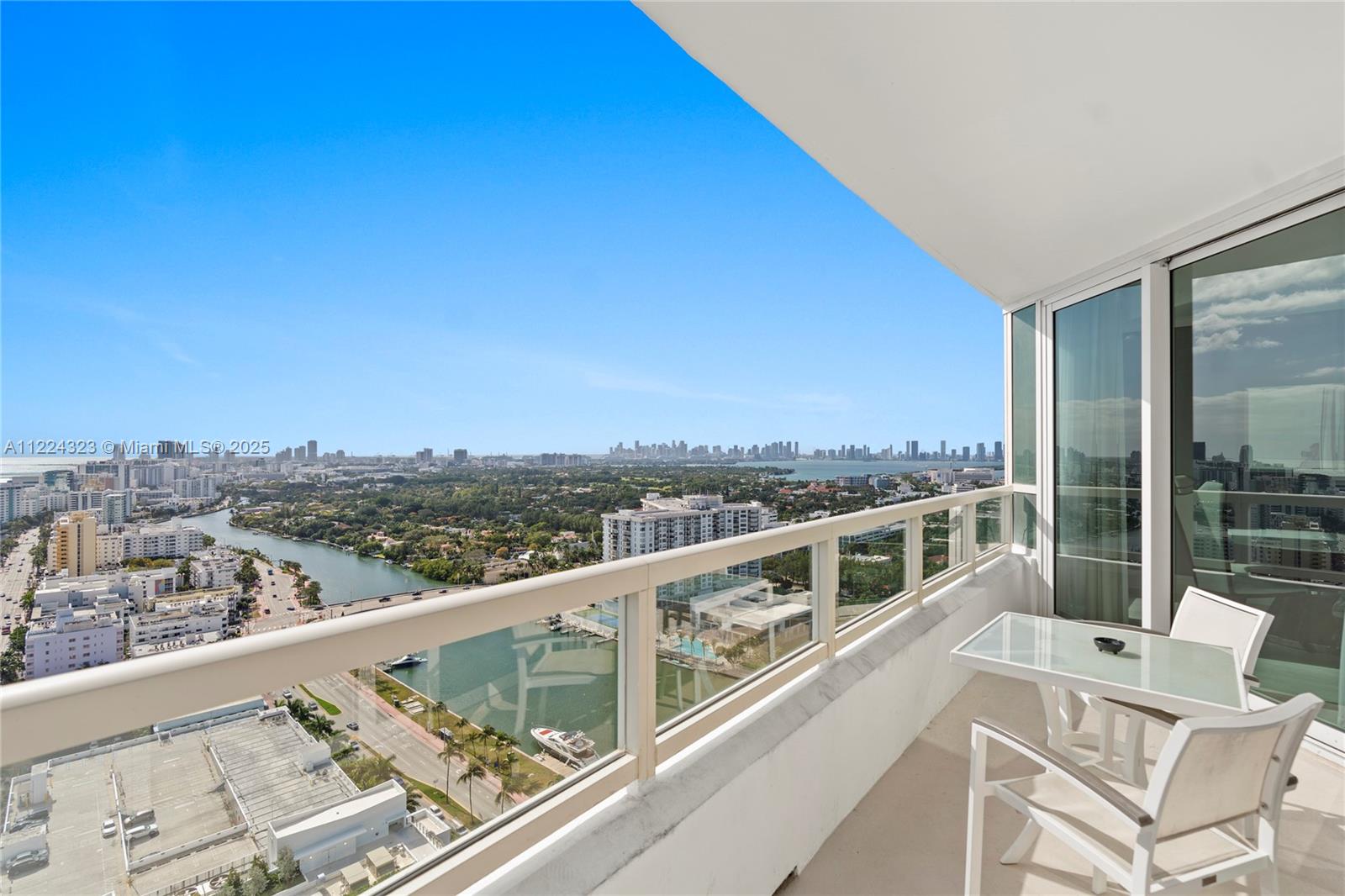 Fontainebleau II/Tresor - Residential