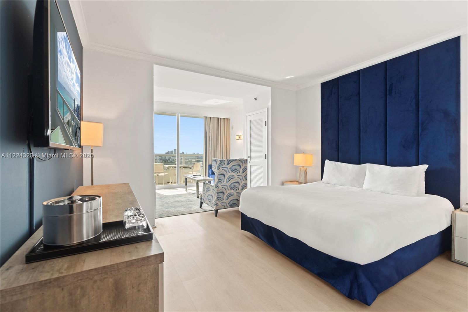 Fontainebleau II/Tresor - Residential