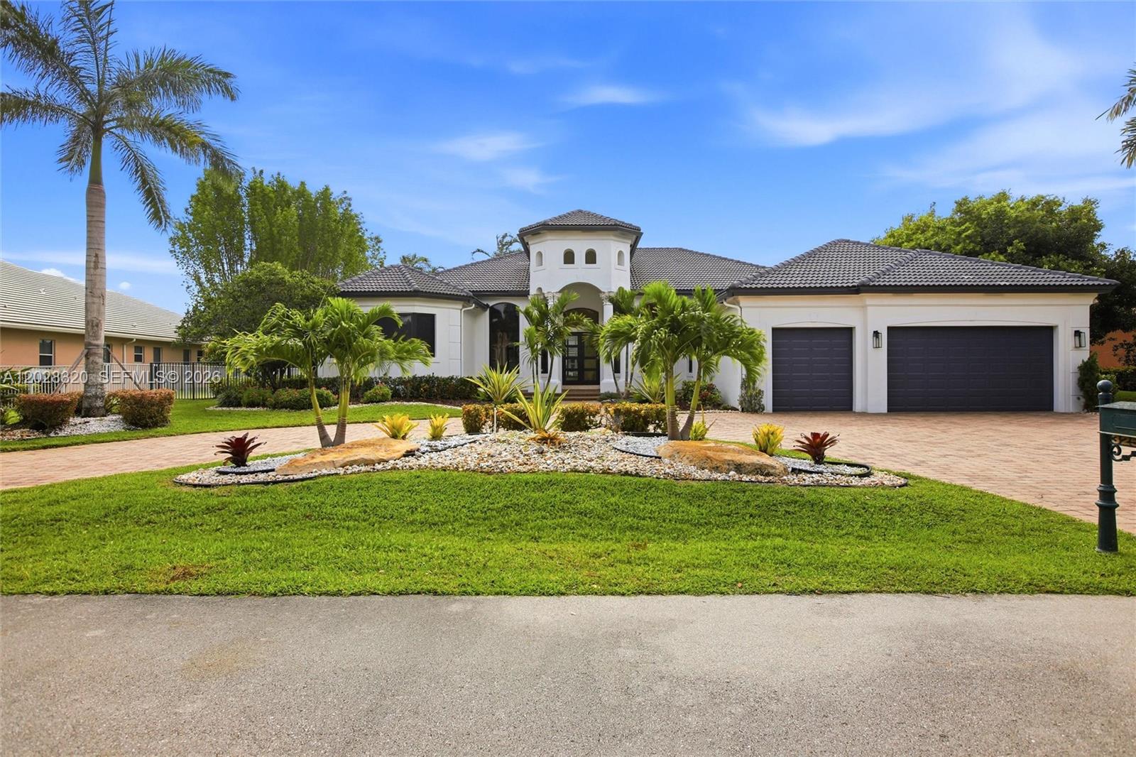 3250 W Stonebrook Cir
