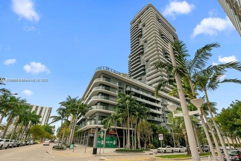 121 NE 34th St 2211 Miami FL 33137