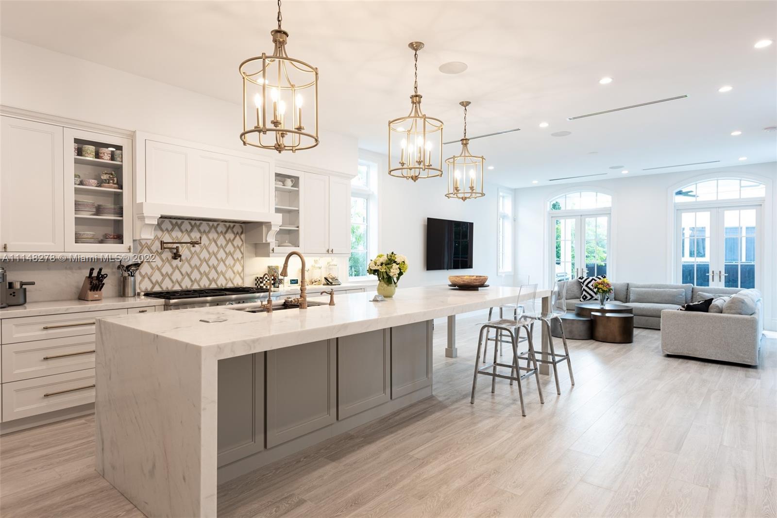 LAKE VIEW HEIGHTS SUB - Residential