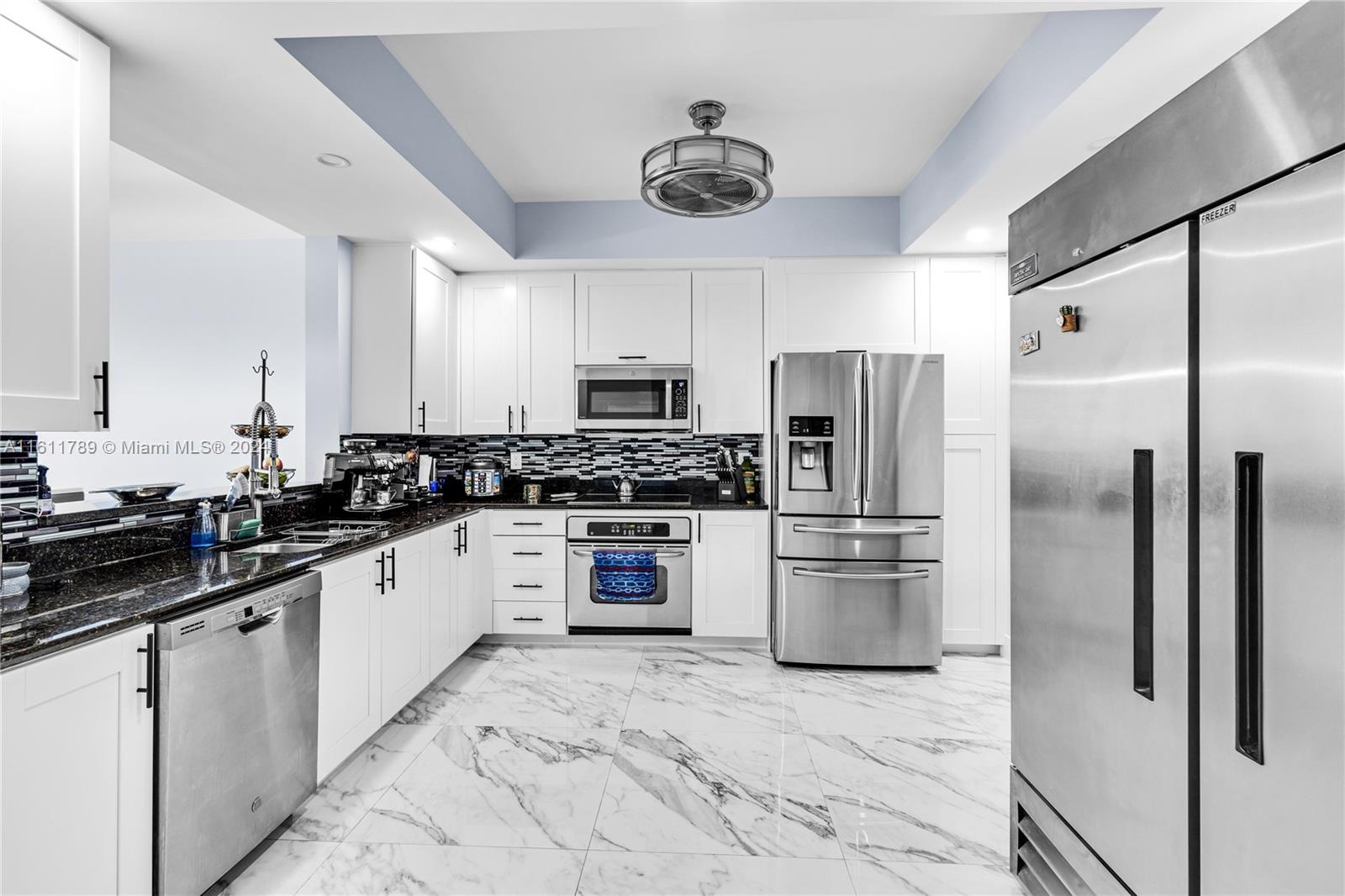 Property for Sale at 3340 Ne 190th St 1003, Aventura, Miami-Dade County, Florida - Bedrooms: 3 
Bathrooms: 3  - $1,199,000