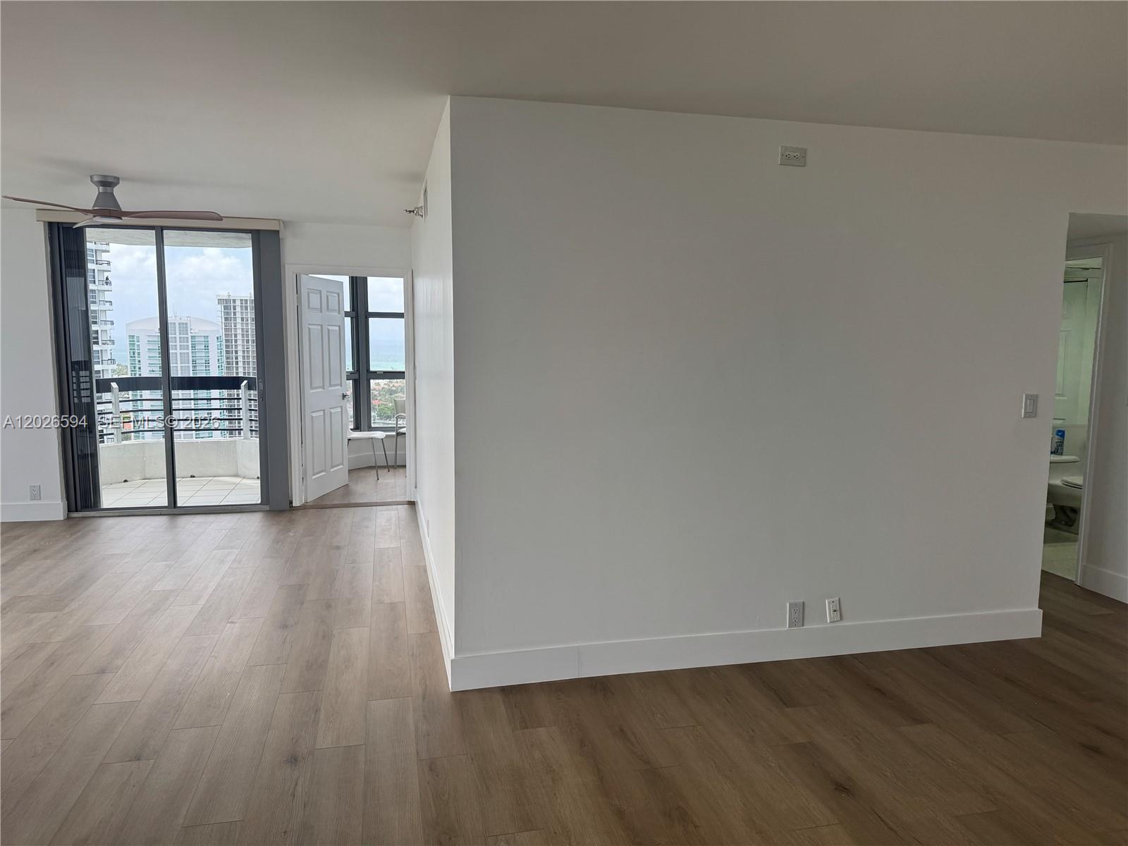 MYSTIC POINTE TOWER 500 C - Residential