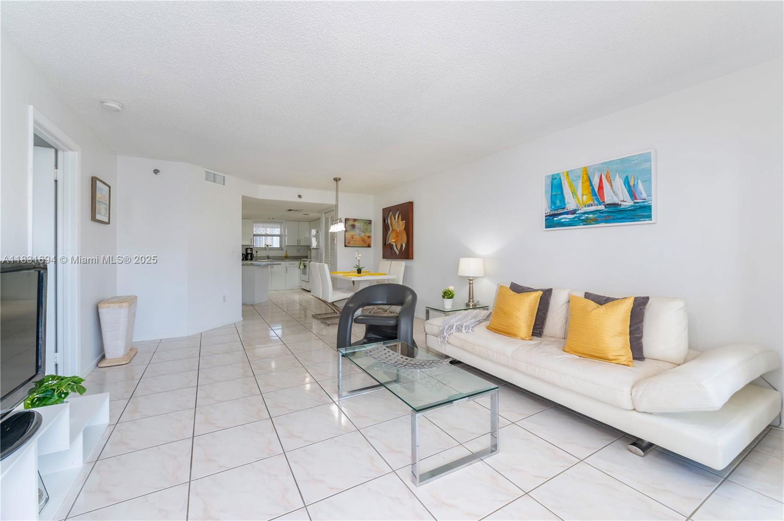 17801 N Bay Rd 607