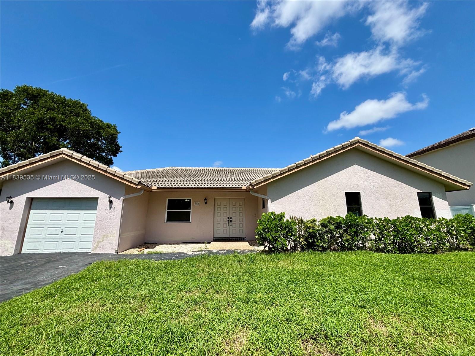 11615 NW 23rd Ct 1