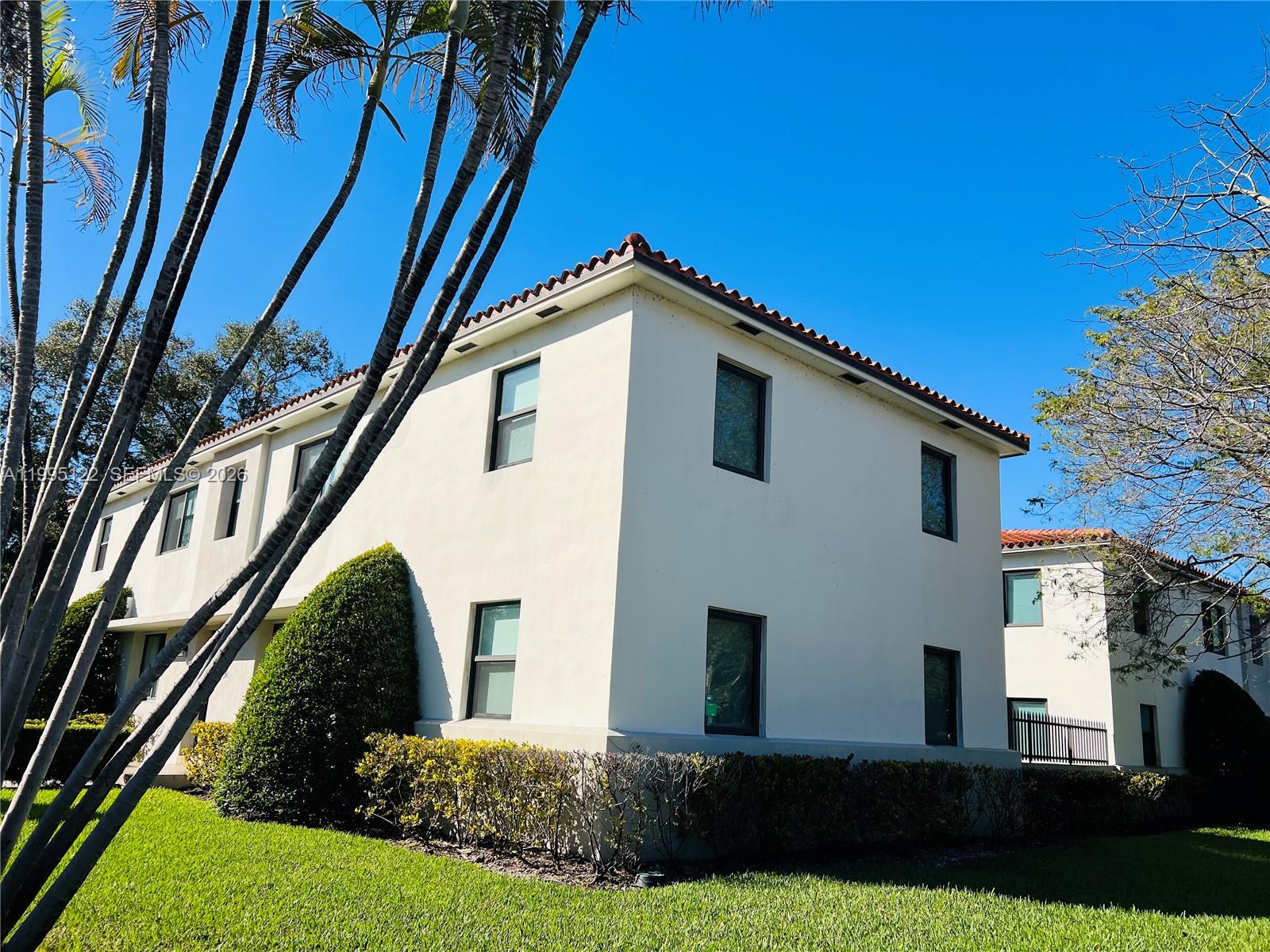 SUNNY GROVE - Residential Lease