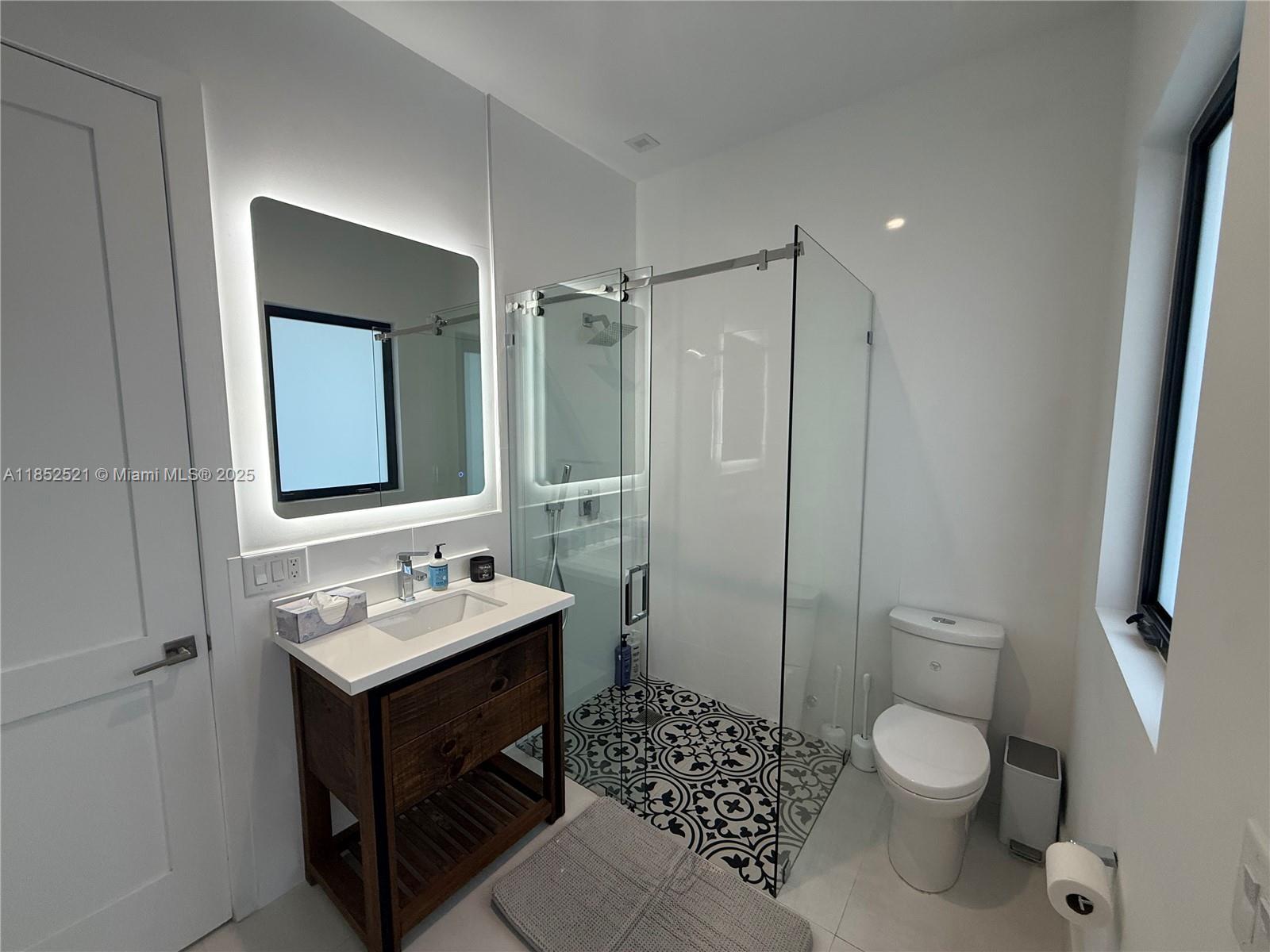 SUB OF PB 3-169 - Residential