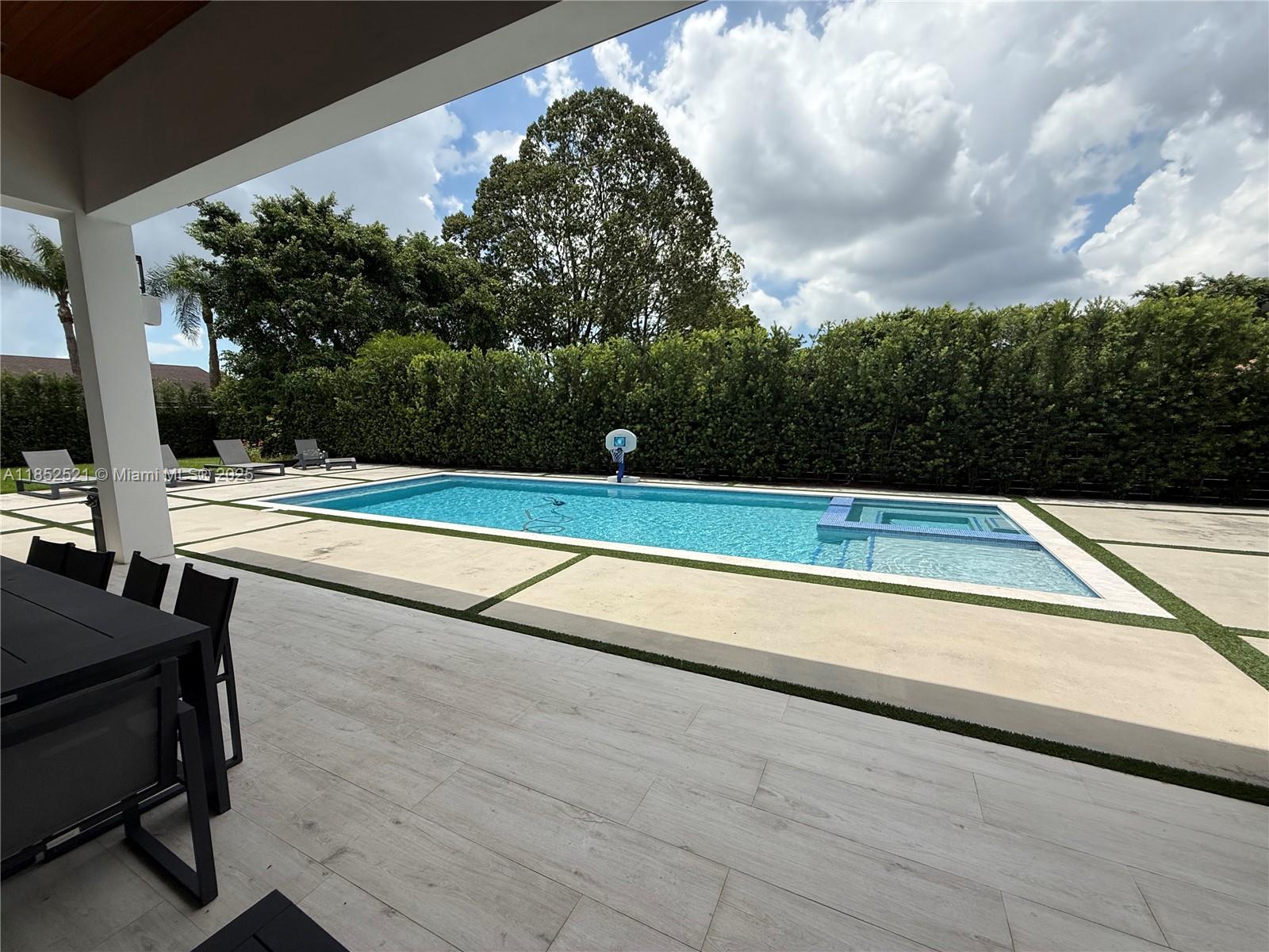 SUB OF PB 3-169 - Residential