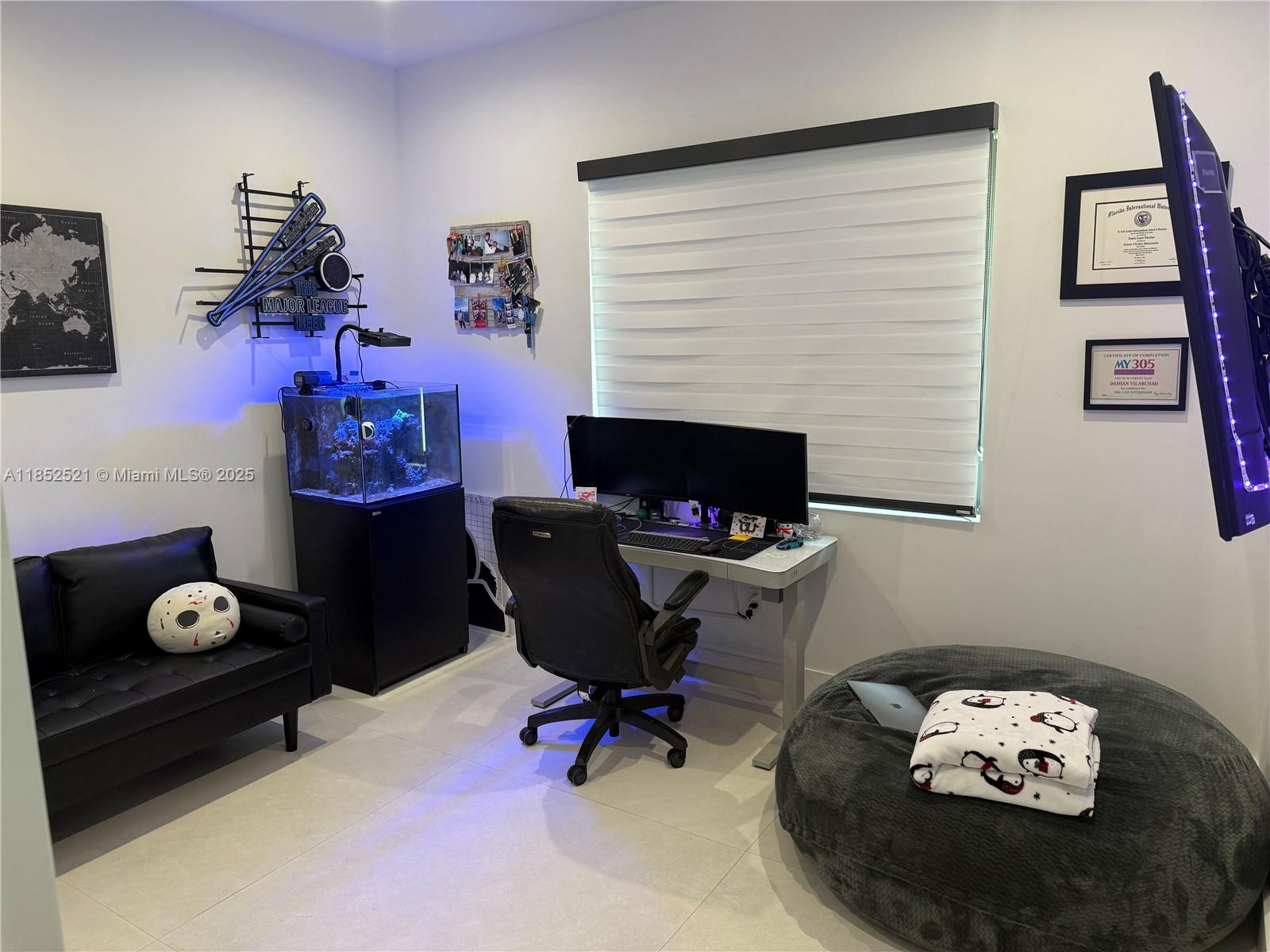 SUB OF PB 3-169 - Residential